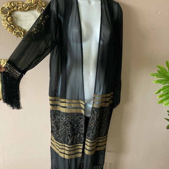 Black and Gold Sheer Kimono - Picture 4 of 6